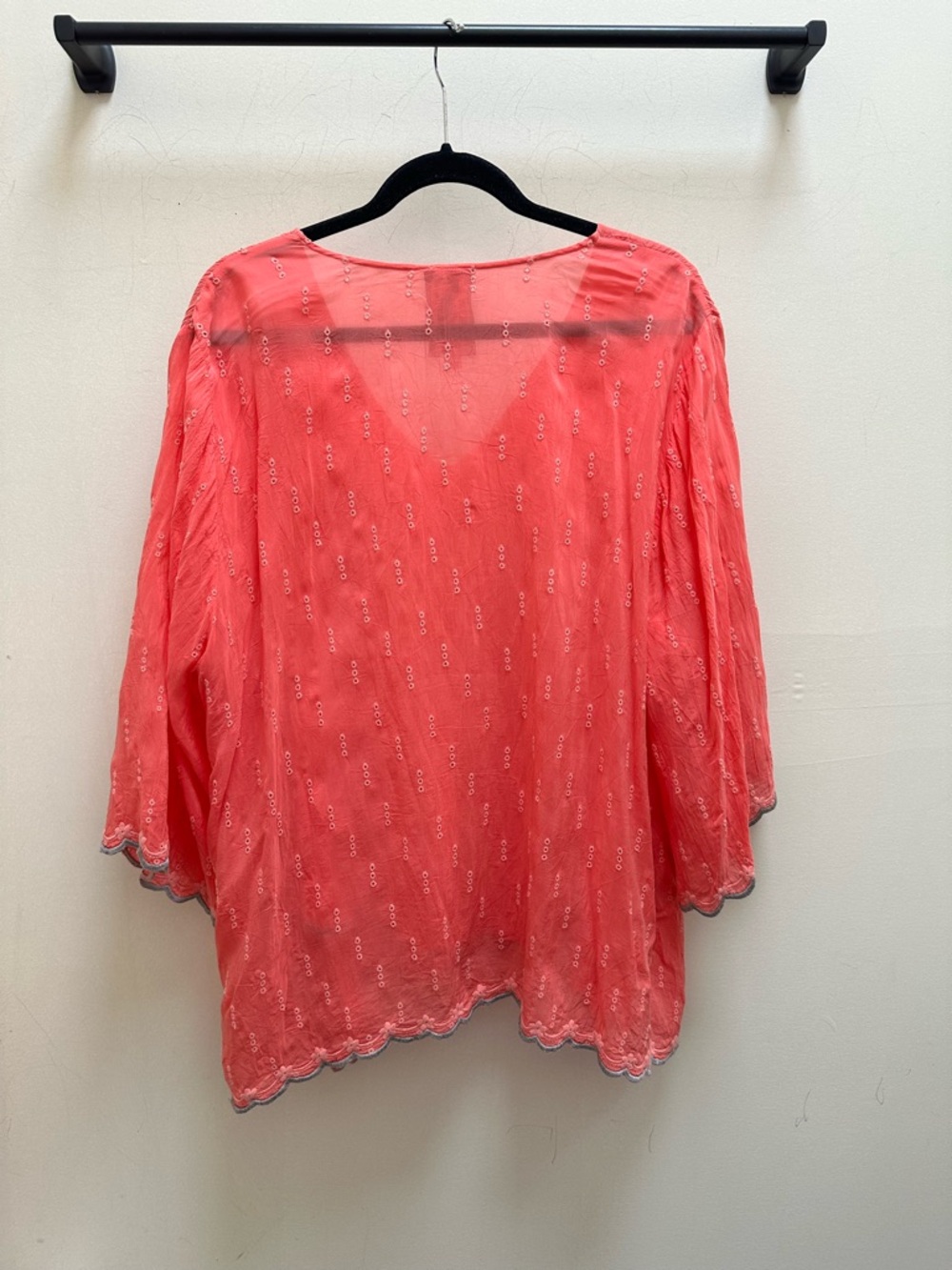 Johnny Was Coral Embroidered V-Neck Tunic-LIKE NEW! Size XXL -GORGEOUS! - Picture 5 of 6